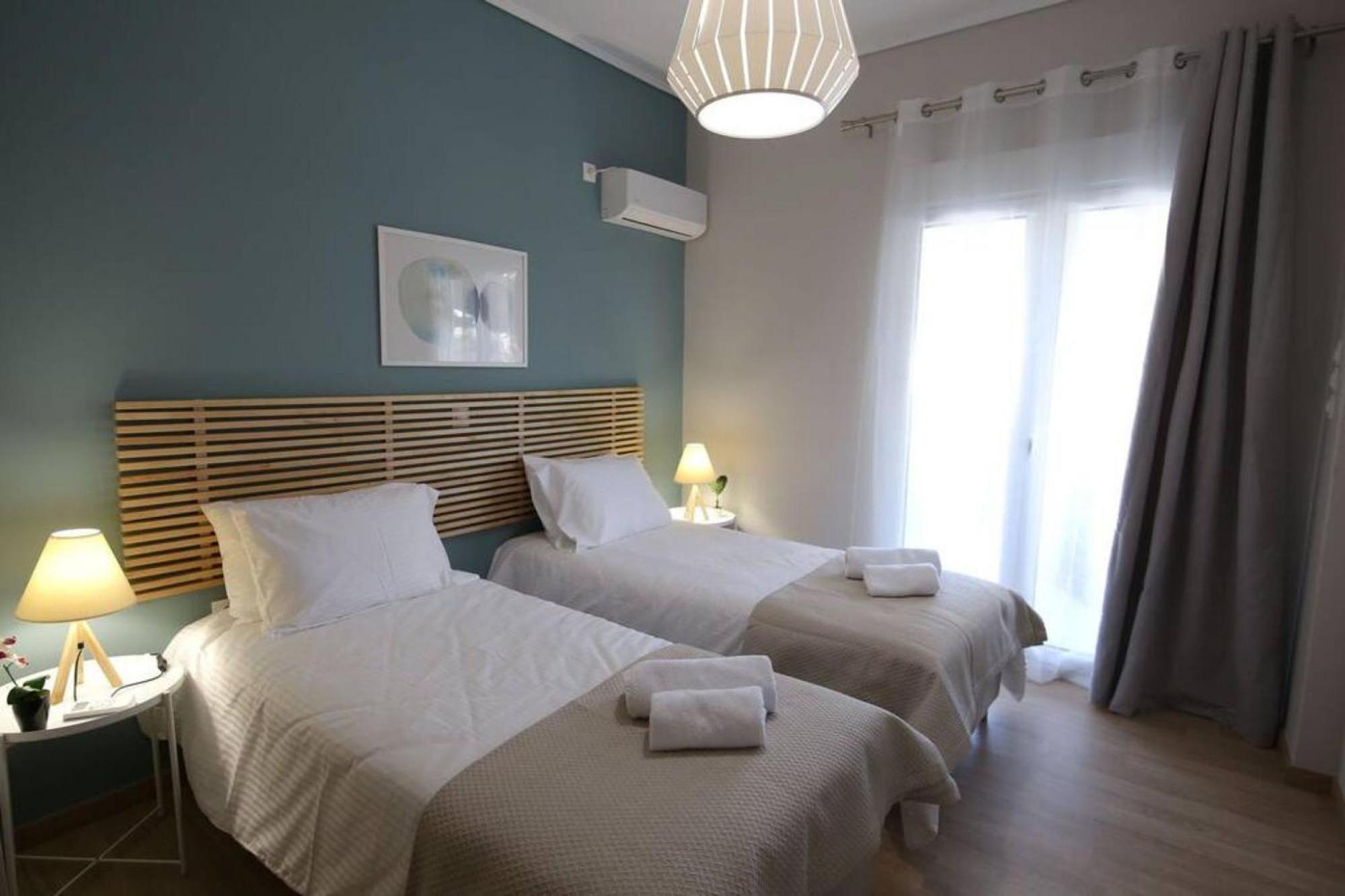 Ferienwohnung Penthouse Lux Flat With 2 Bd Next To Larissis Athen Exterior foto